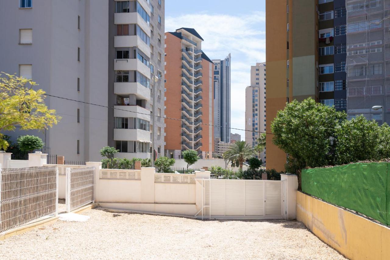 Apartamento Alma Con Terreno Privado Y Parking Compartido - A 800M De Playa Poniente Villa Benidorm Exterior photo